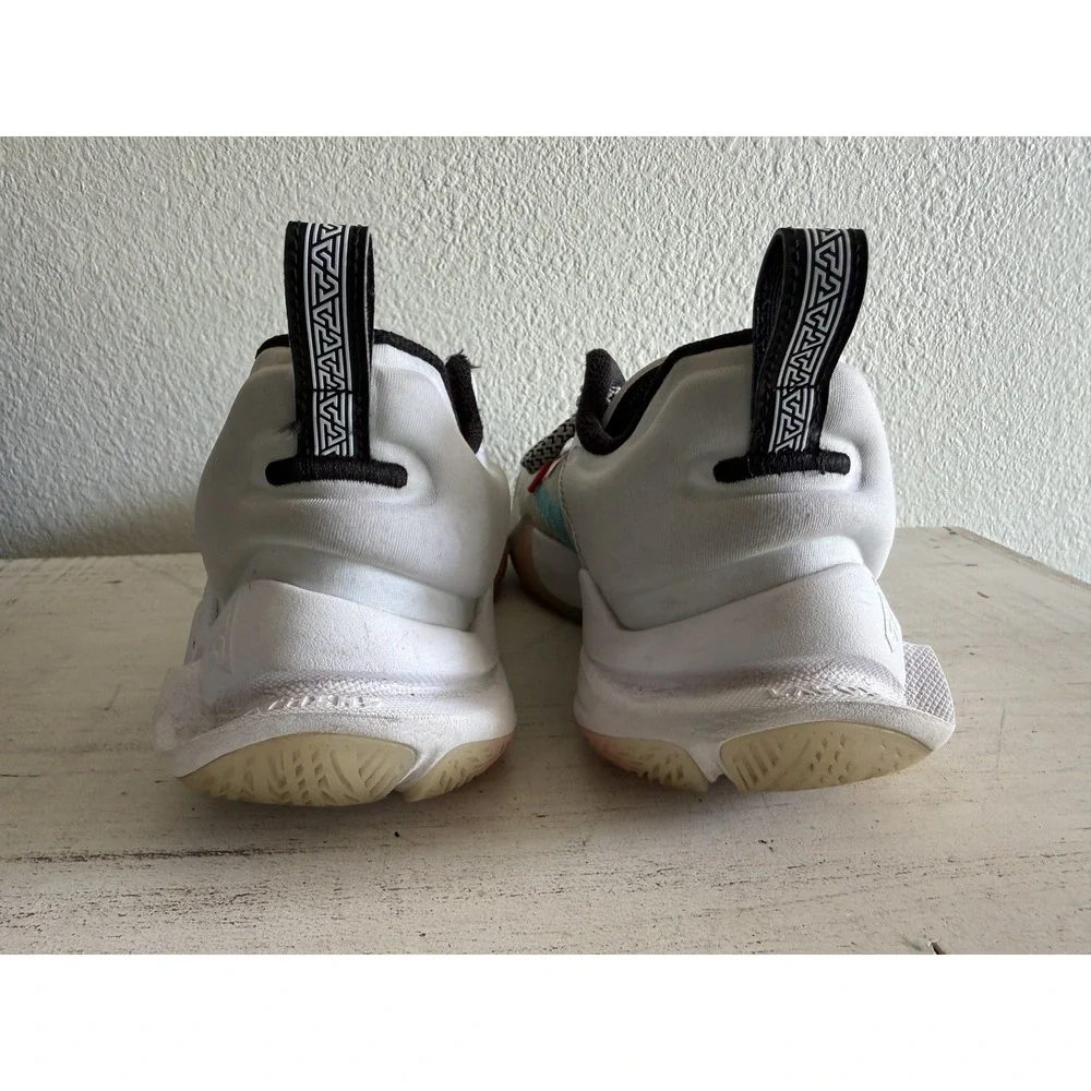 Nike giannis ga